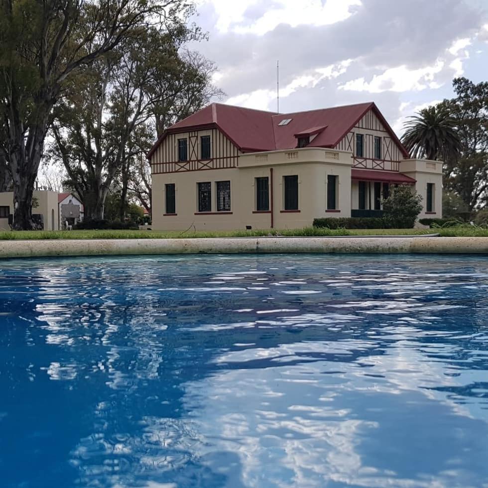 Rural La Pampeana 5*